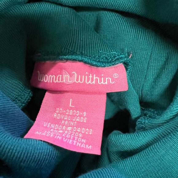 Throwback vintage turtleneck - Picture 3 of 3